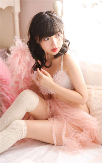 污黄校园文-三个老太一起弄我小说_偶糖恋事