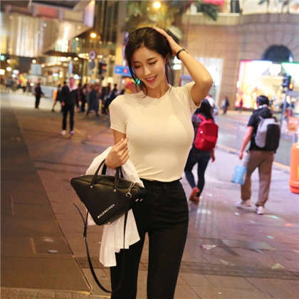 学校和老师做污污的事-此书很黄很暴力_偶糖恋事