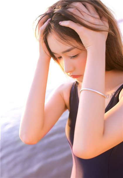 小黄文肉肉的-乡村艳嫂_偶糖恋事