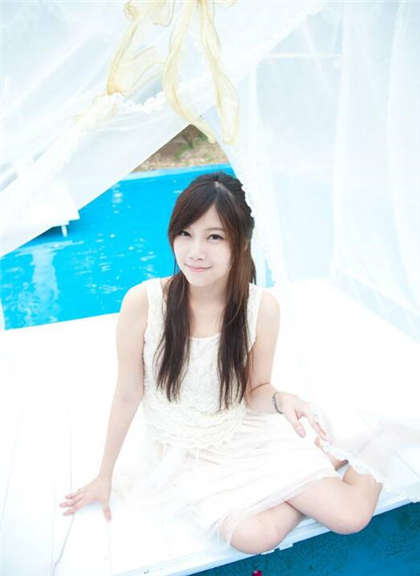 被玩的喷水了-公公舔我_偶糖恋事