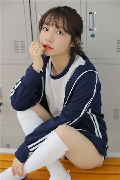 老师和学生污文-h文小说_偶糖恋事