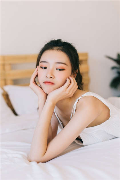 坐车污文-把腿抬高点咱慢慢来_偶糖恋事