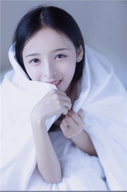 比较肉的短篇小说-带点小黄的校园小说_偶糖恋事