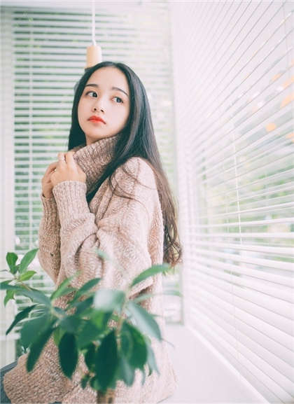 作者黄污污-老板撕扯我衣服车震_偶糖恋事