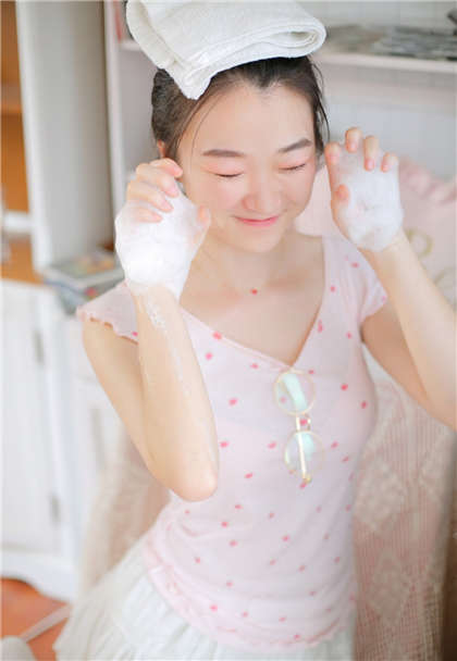 高干肉肉豪门大尺度细致-奶子真大插死你个骚货_偶糖恋事