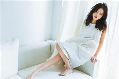 西洋偷香-征服邻居老太婆的小说_偶糖恋事