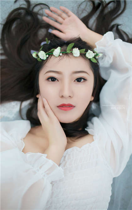 两个男人 我-肉肉软文别撩得太满了_偶糖恋事