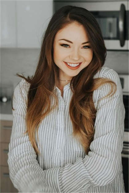 教我舔舔舔逼逼-我和同桌天天做_偶糖恋事