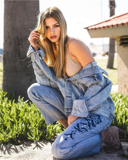 两人在床上很污污污污的文章-啊哦快点哦好大好深小说_偶糖恋事