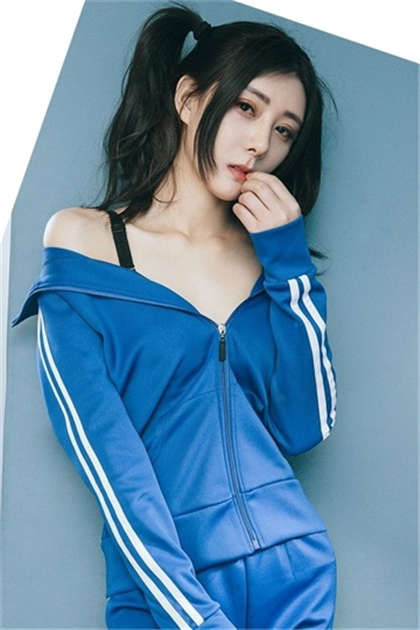 圣爱天堂很黄很污的小说-我和她在教室里忍不住_偶糖恋事