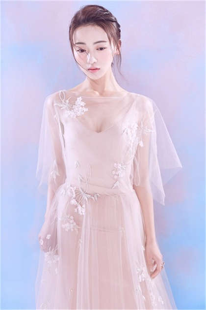 女人两个男人伺候-叔叔用力点再深一点_偶糖恋事