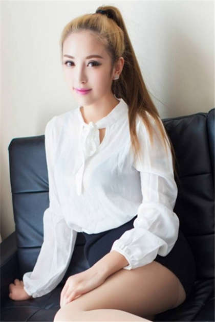 轻轻顶进女朋友闺蜜短篇小说-性奴校花_偶糖恋事