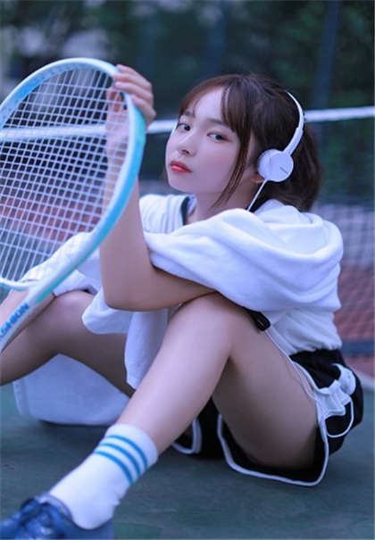 校花被虐待-艳妇雪白细嫩的艳妇_偶糖恋事