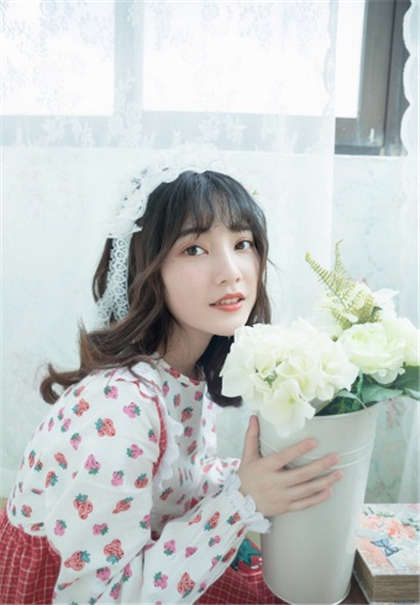 啊同桌的胸好软-两根塞进去了_偶糖恋事