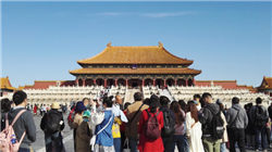 鹏华基金业绩上演撕裂图景：11只债基横扫银河TOP10榜单 蒋鑫、梁浩等4位副总级基金经理巨亏20%+