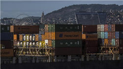 长江财险上半年续亏，新董事长张龙与湖北宏泰关联趋密