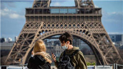 “疯牛”行情再现，碳酸锂强势涨停！锂价将突破15万？