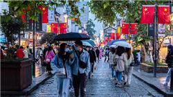 震惊地产圈！深铁兼万科董事长，被曝失联23天！年内9次近260亿“输血”万科