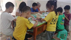 “你真讨厌，我不讨厌”特朗普与女记者争得面红耳赤