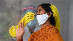 日本股市因ETF出售计划下跌 债券收益率上涨