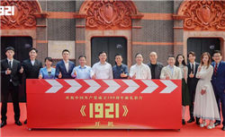 名酒纷纷“素颜”出场，光瓶酒是短暂风口还是终极回归？