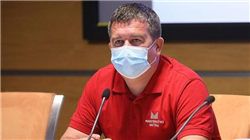 TMT板块基金持仓高企，拥挤度警报拉响？机构吵翻了