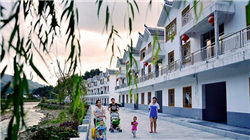 马斯克称地球人满为患只是错觉，纽约一层楼可装下全球80亿人